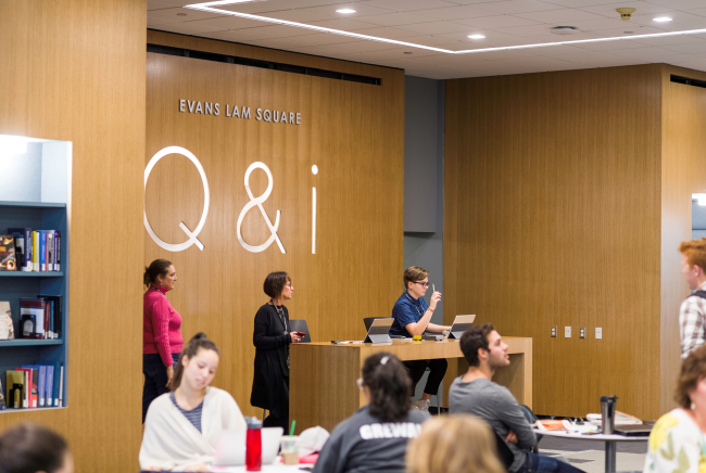 Q&i desk in Rush Rhees Library