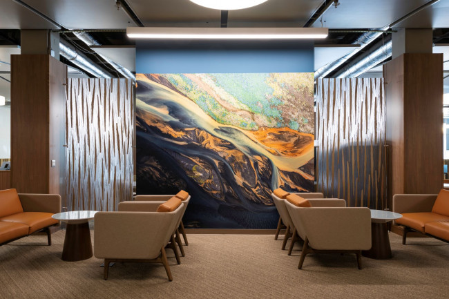 Meet-up space in Gleason Library